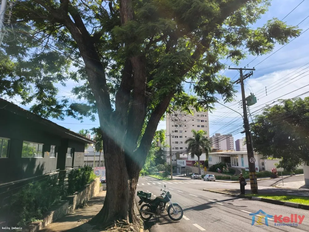 Prédio Inteiro - Foto 1
