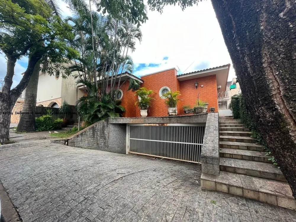 Casa, 4 quartos, 308 m² - Foto 1
