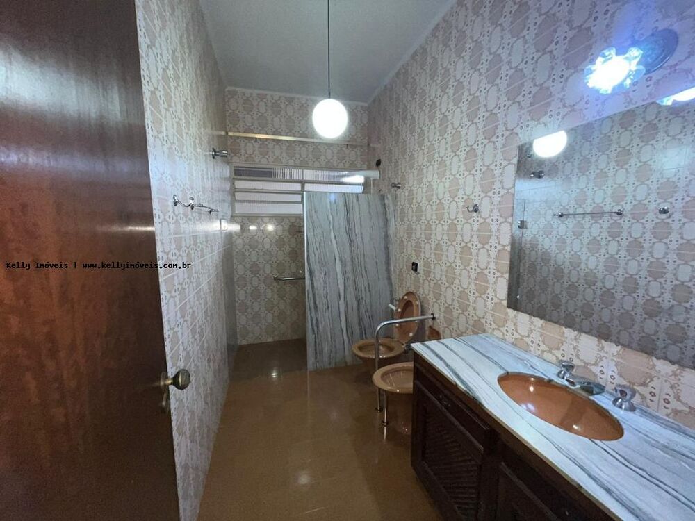 Casa, 4 quartos, 308 m² - Foto 9
