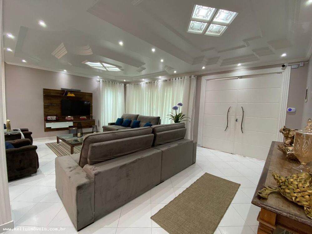 Casa de Condomínio à venda com 4 quartos, 330m² - Foto 1