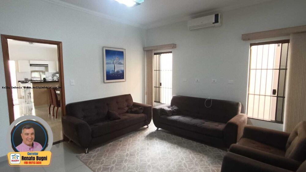 Casa à venda com 3 quartos, 332m² - Foto 3