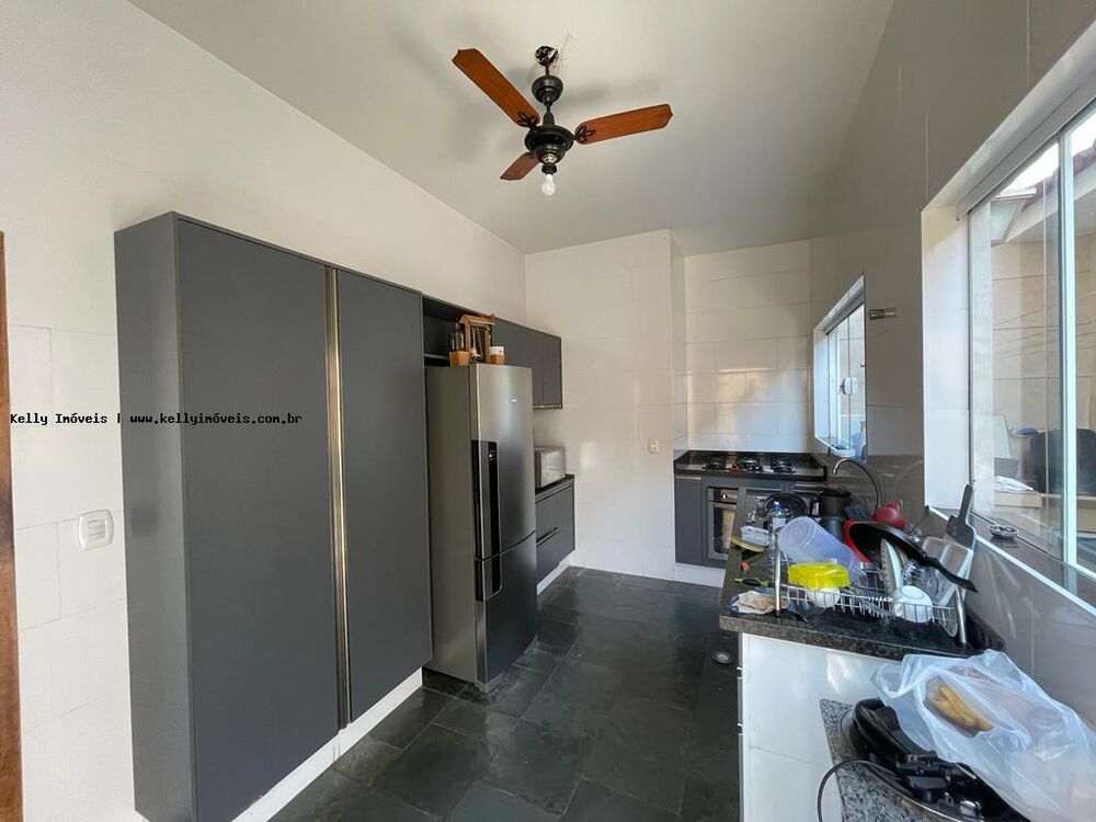 Casa, 3 quartos, 161 m² - Foto 1