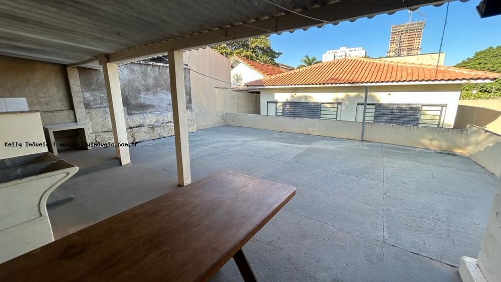 Prédio Inteiro para alugar com 3 quartos, 484m² - Foto 2