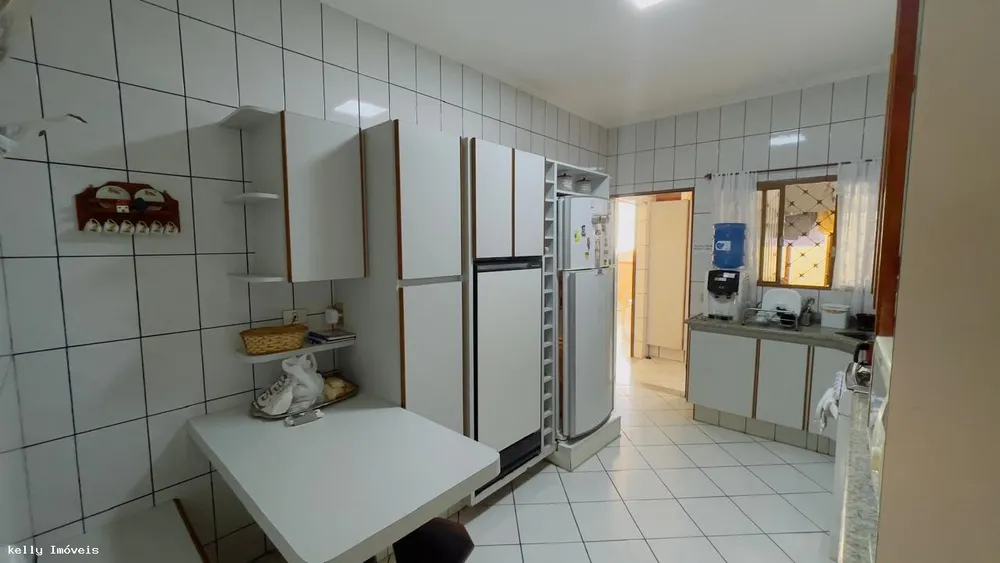 Casa, 4 quartos, 220 m² - Foto 5