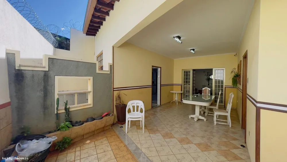 Casa, 4 quartos, 220 m² - Foto 6