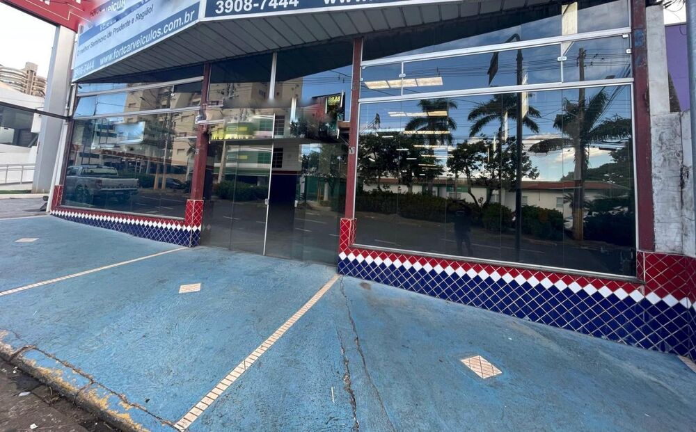 Prédio Inteiro, 650 m² - Foto 1