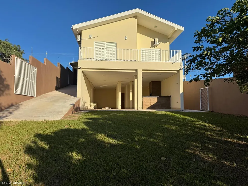 Casa, 3 quartos, 200 m² - Foto 2