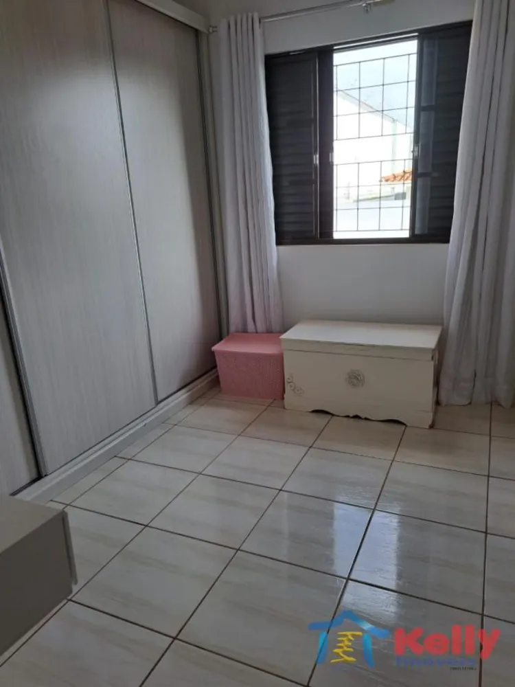Casa, 4 quartos, 252 m² - Foto 3