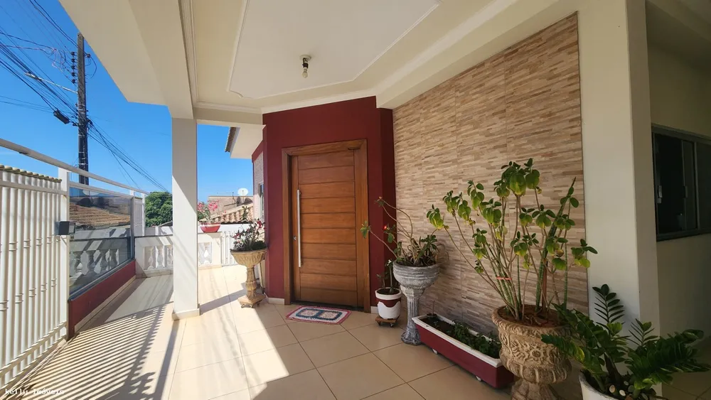Casa, 2 quartos, 230 m² - Foto 1