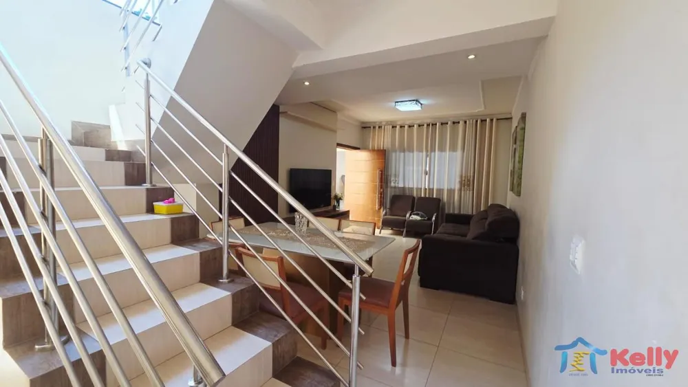 Casa, 3 quartos - Foto 1