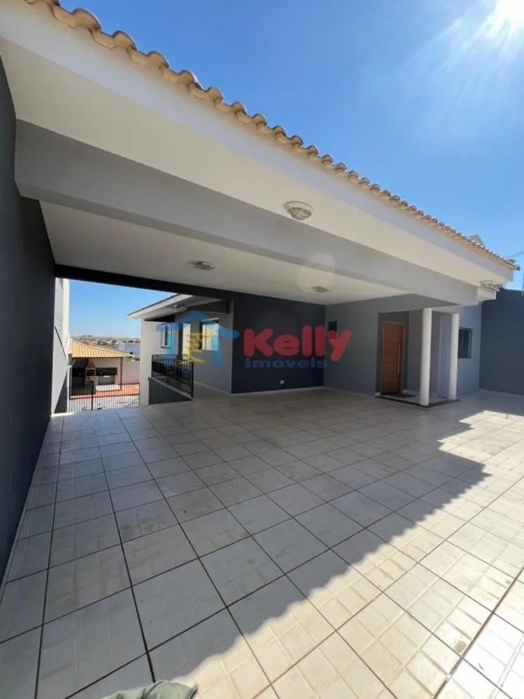 Casa, 3 quartos, 200 m² - Foto 2