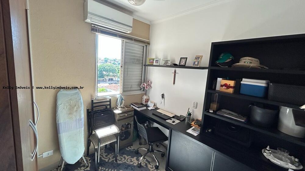 Apartamento à venda com 3 quartos, 76m² - Foto 4