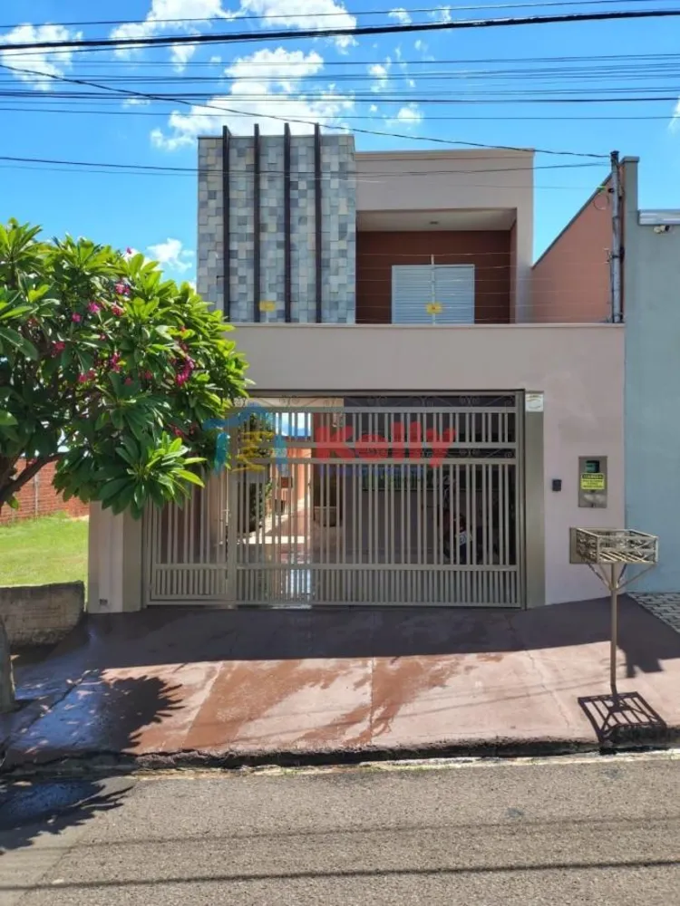 Sobrado, 1 quarto, 180 m² - Foto 1