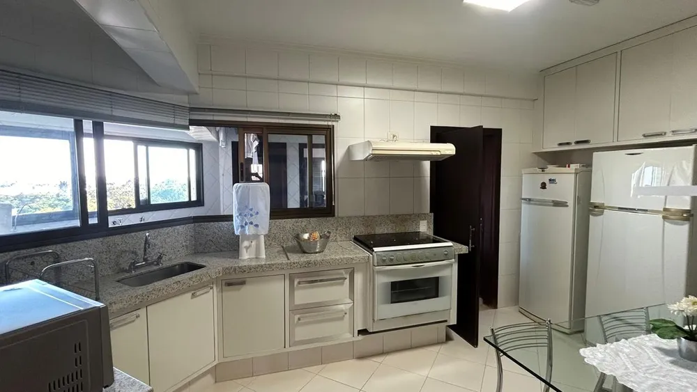 Apartamento, 3 quartos, 210 m² - Foto 5