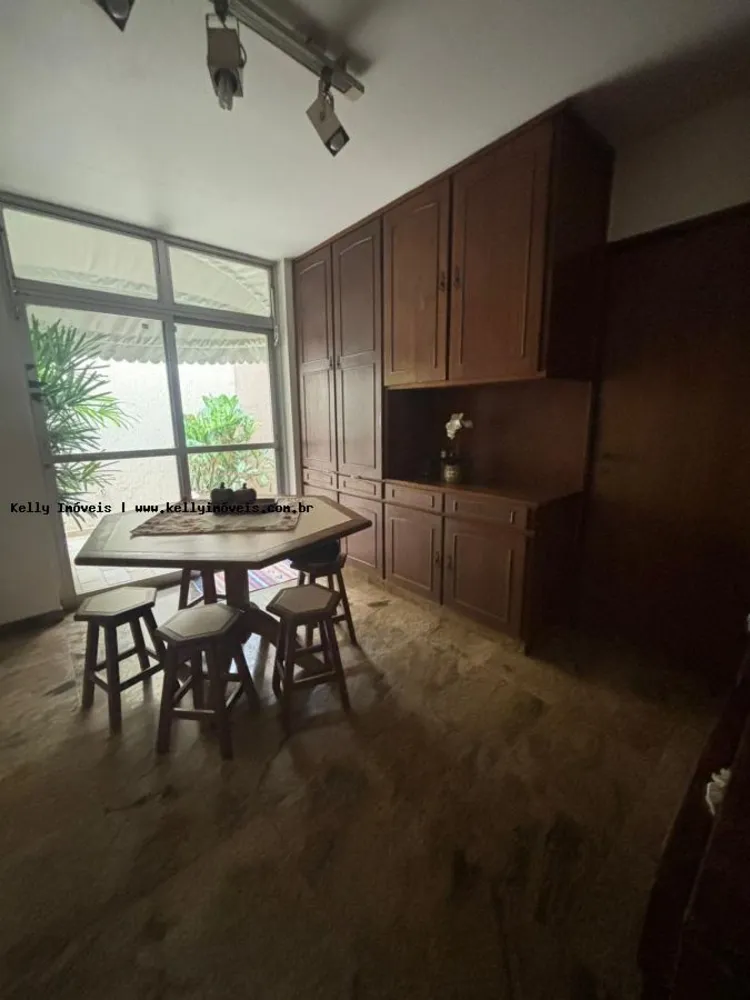 Casa, 5 quartos, 469 m² - Foto 1