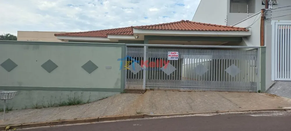 Casa, 3 quartos, 207 m² - Foto 1