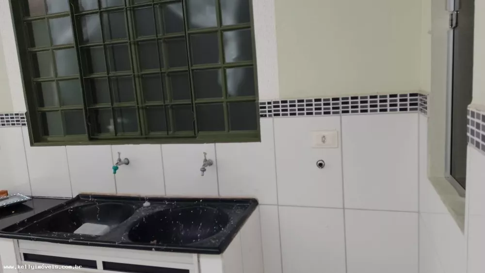 Casa, 3 quartos, 105 m² - Foto 1