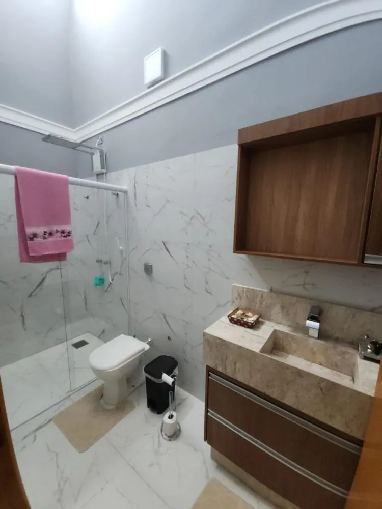 Casa, 3 quartos, 169 m² - Foto 1