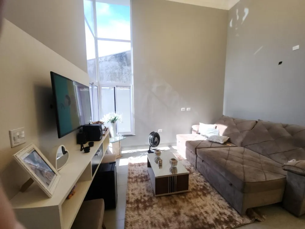 Casa, 3 quartos, 169 m² - Foto 2