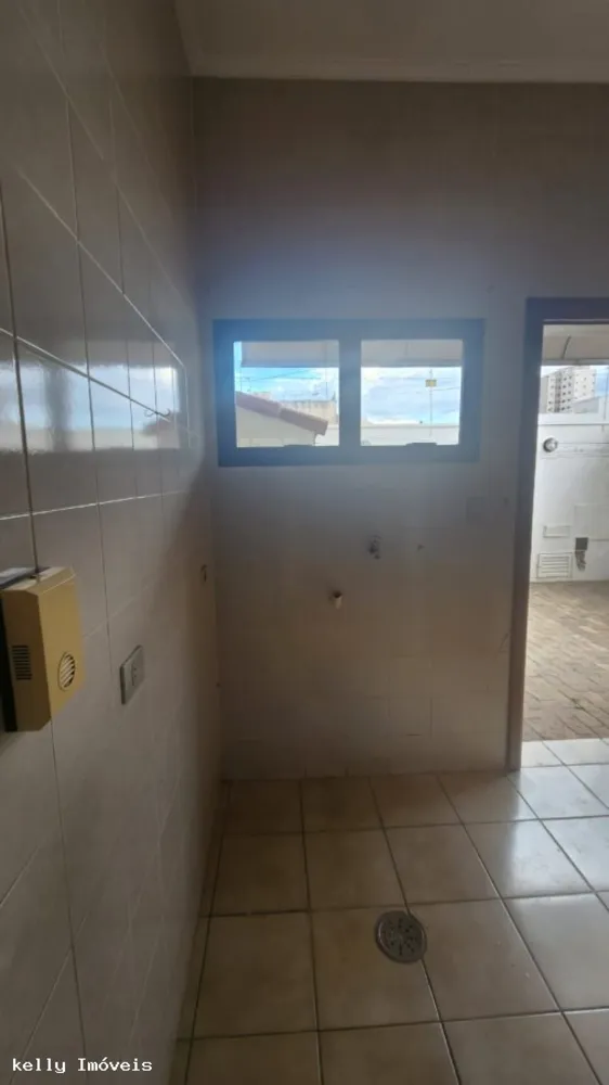 Casa, 3 quartos, 224 m² - Foto 4
