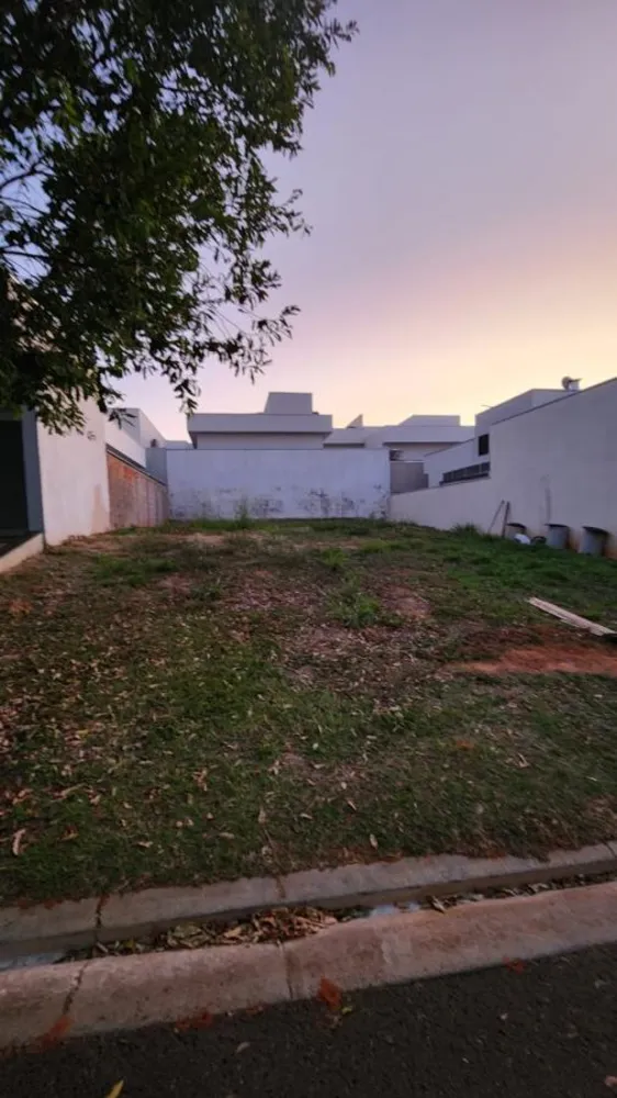 Terreno, 240 m² - Foto 1