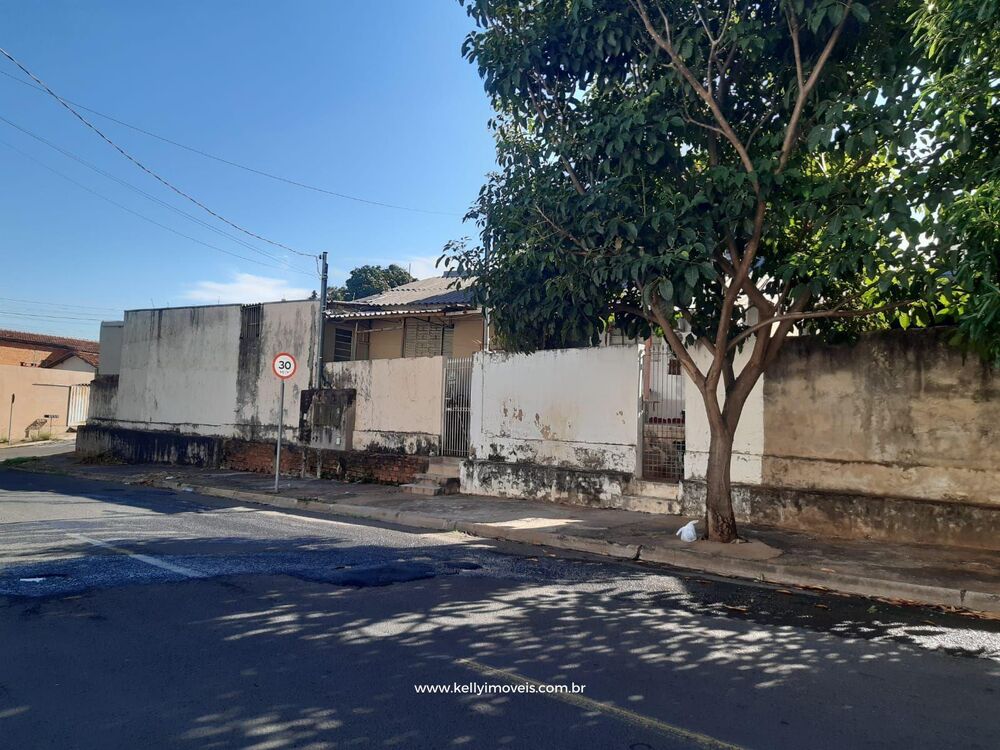 Casa, 2 quartos, 70 m² - Foto 1