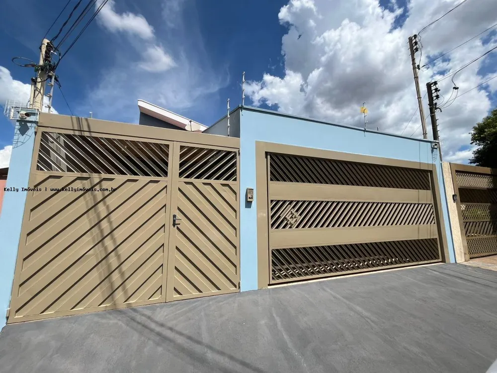 Casa, 4 quartos, 147 m² - Foto 1
