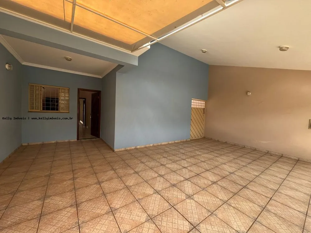Casa, 4 quartos, 147 m² - Foto 2