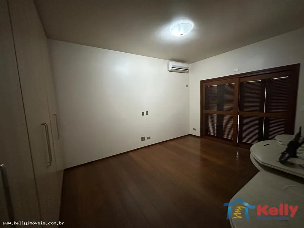 Casa, 5 quartos, 675 m² - Foto 2