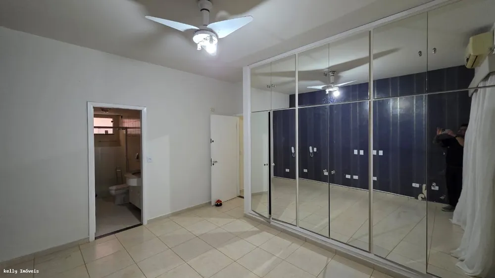 Casa, 5 quartos, 353 m² - Foto 4
