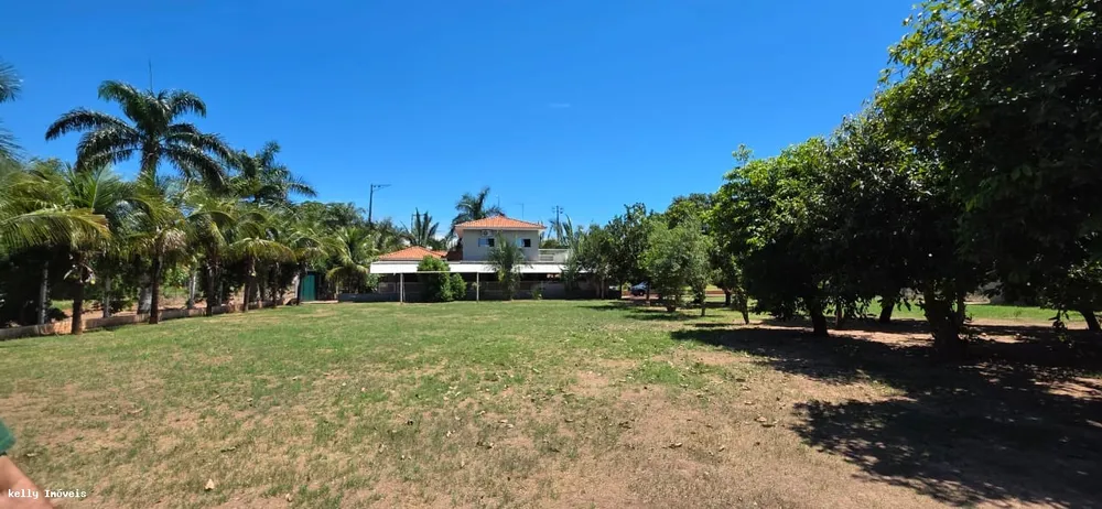 Chácara, 3 quartos, 672 m² - Foto 1