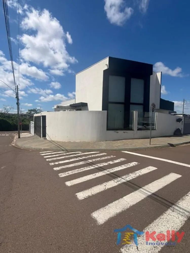 Casa, 3 quartos, 136 m² - Foto 1