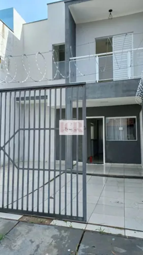 Sobrado à venda com 2 quartos, 140m² - Foto 2