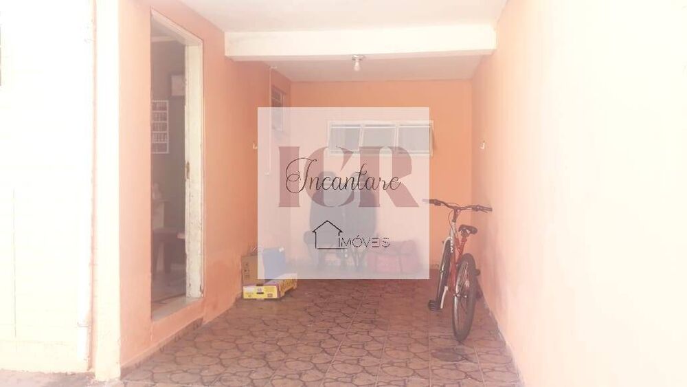 Casa à venda com 4 quartos, 140m² - Foto 2