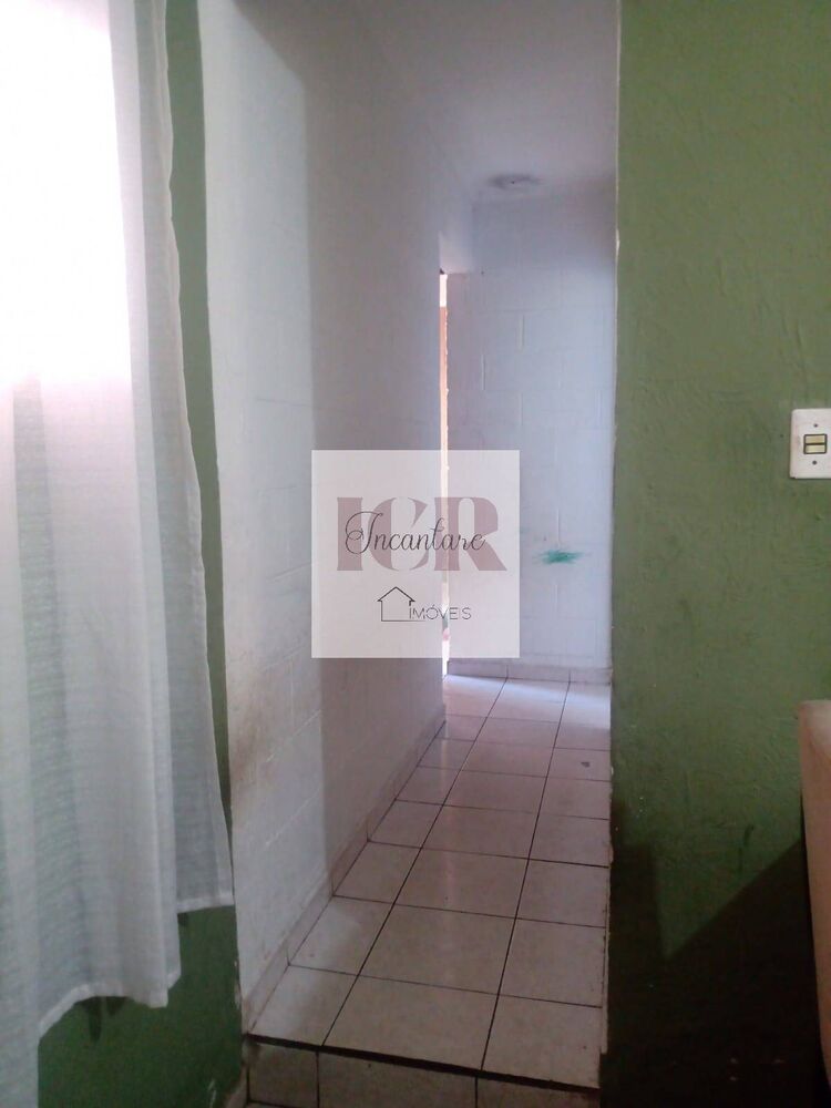 Casa à venda com 4 quartos, 140m² - Foto 4