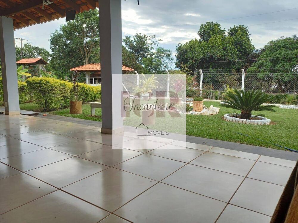 Chácara à venda com 4 quartos, 372m² - Foto 3