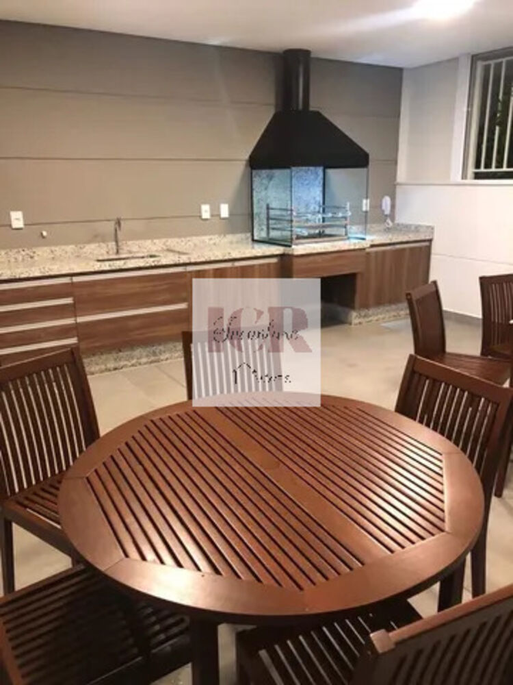 Apartamento à venda com 2 quartos, 72m² - Foto 1