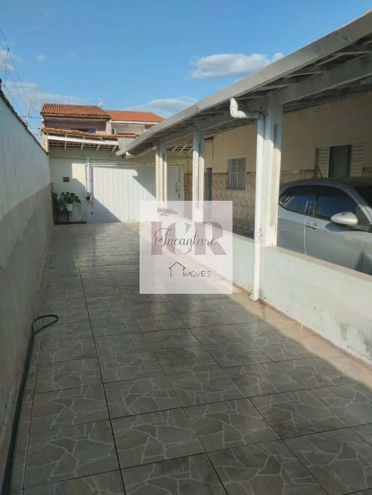Casa, 3 quartos, 240 m² - Foto 1