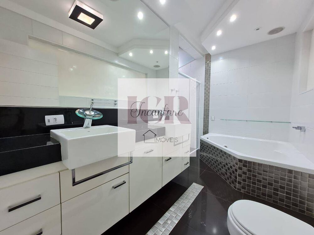 Casa, 3 quartos, 308 m² - Foto 4