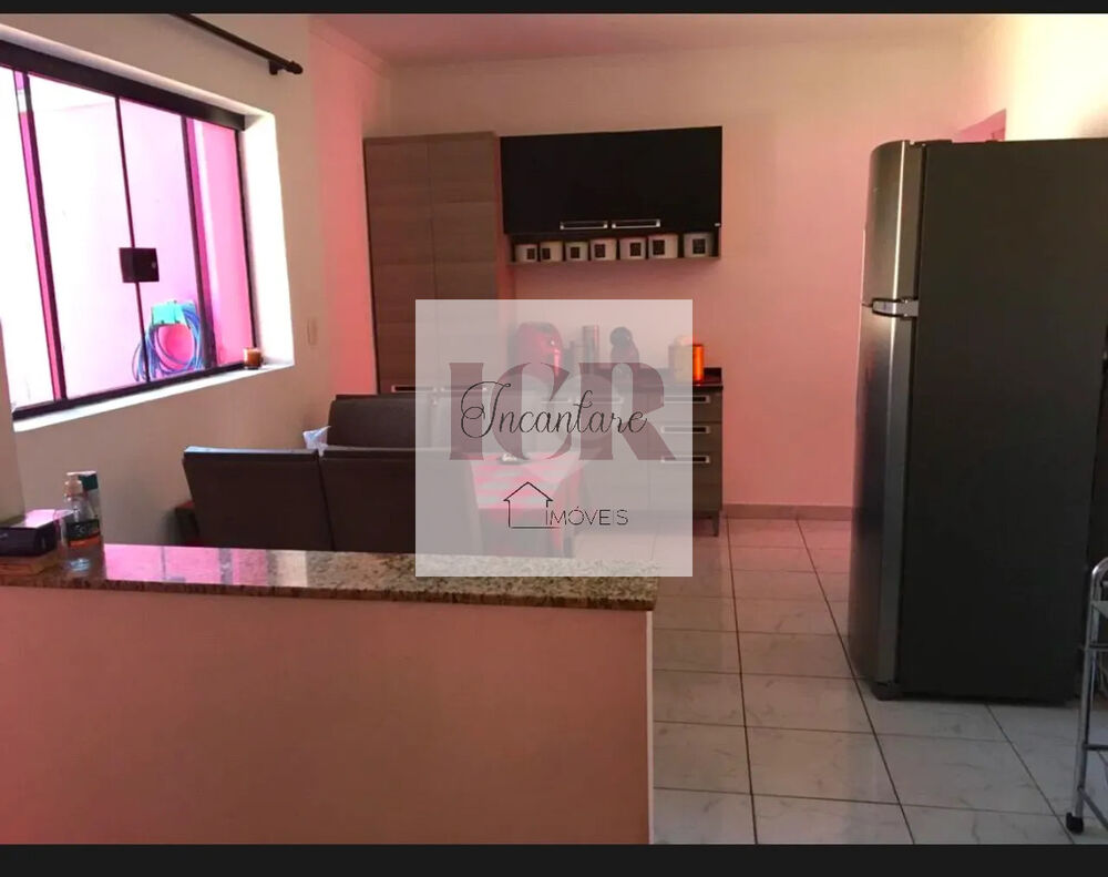 Casa à venda com 3 quartos, 190m² - Foto 4