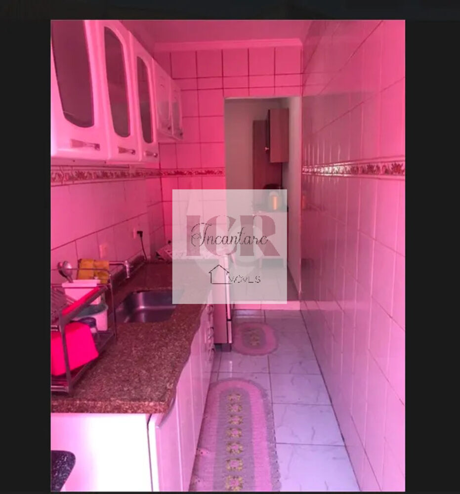 Casa à venda com 3 quartos, 190m² - Foto 1