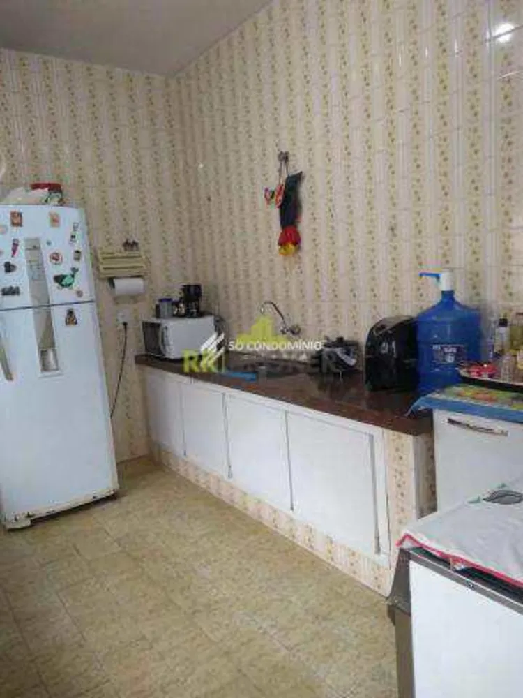 Casa, 3 quartos, 244 m² - Foto 15