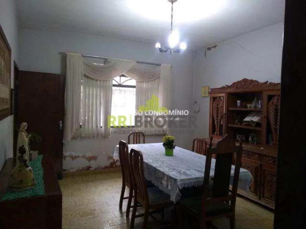 Casa, 3 quartos, 244 m² - Foto 2