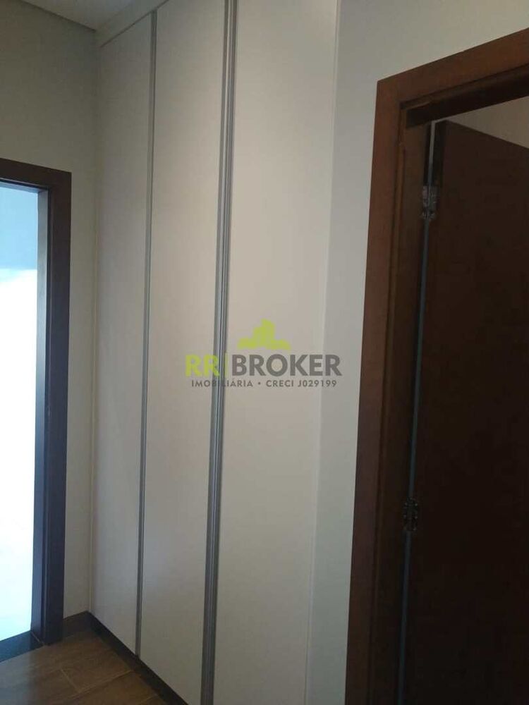 Casa de Condomínio à venda com 3 quartos, 258m² - Foto 3