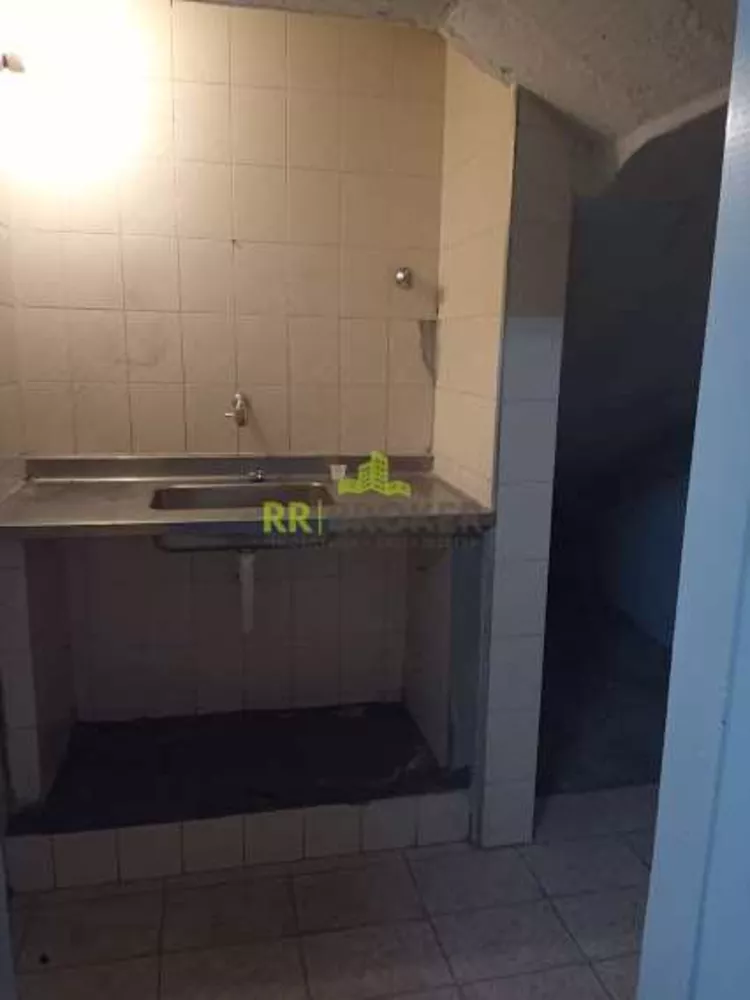 Sobrado à venda e aluguel com 5 quartos, 300m² - Foto 10