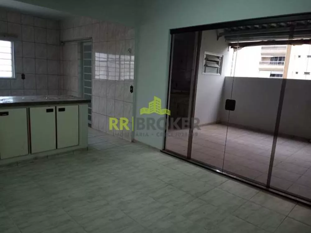 Sobrado à venda e aluguel com 5 quartos, 300m² - Foto 21