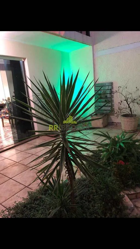 Sobrado, 3 quartos, 204 m² - Foto 3