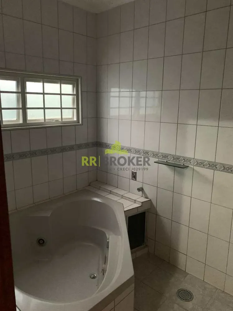 Casa, 3 quartos, 233 m² - Foto 9