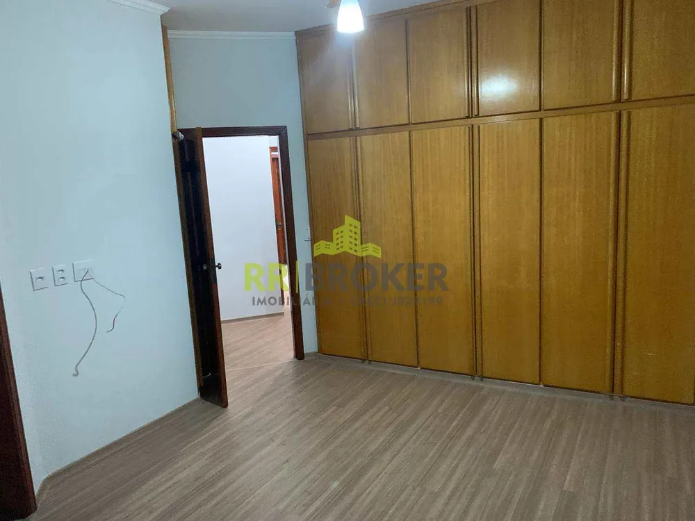 Casa, 3 quartos, 233 m² - Foto 8
