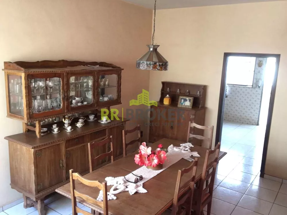 Casa, 3 quartos, 210 m² - Foto 5
